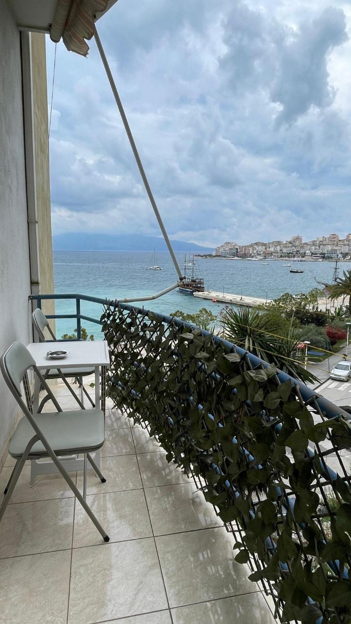 Sea Breeze Apartment Sarande Luaran gambar