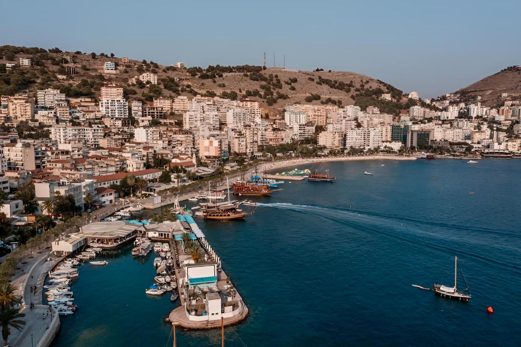 Sea Breeze Apartment Sarande Luaran gambar